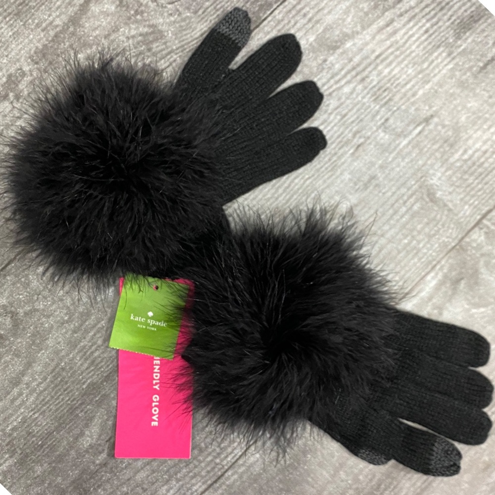 NWT Kate Spade Pom Pom Tech Friendly Gloves - Picture 1 of 8